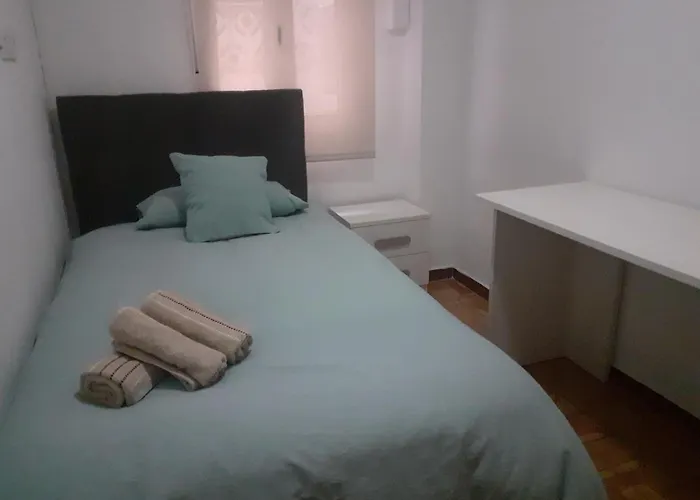 Yahweh Διαμέρισμα